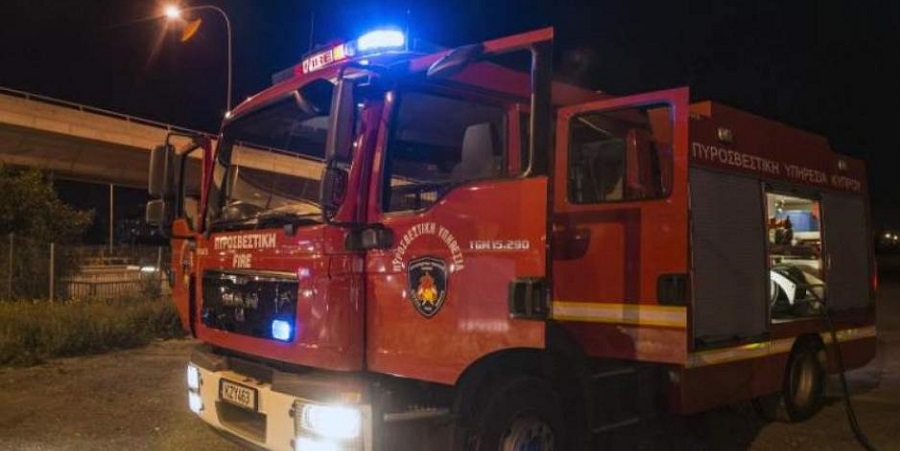 ΛΑΡΝΑΚΑ: Συναγερμός στην Πυροσβεστική - Φωτιά σε ταβέρνα